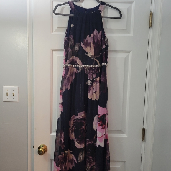 SLNY Maxi dress with rhinestone embellishment - Picture 4 of 5